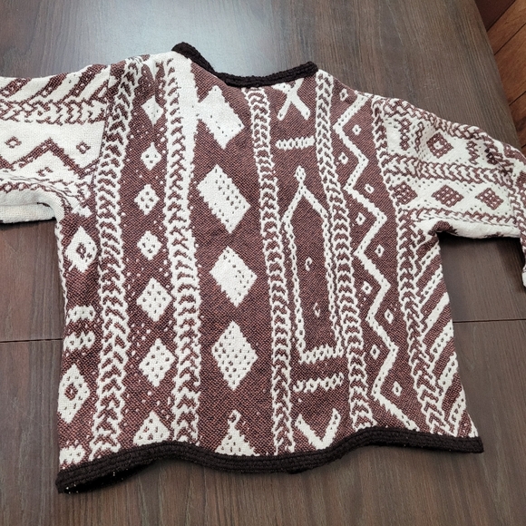 Vintage Southwest aztec Brown and white Cardigan - Picture 7 of 13